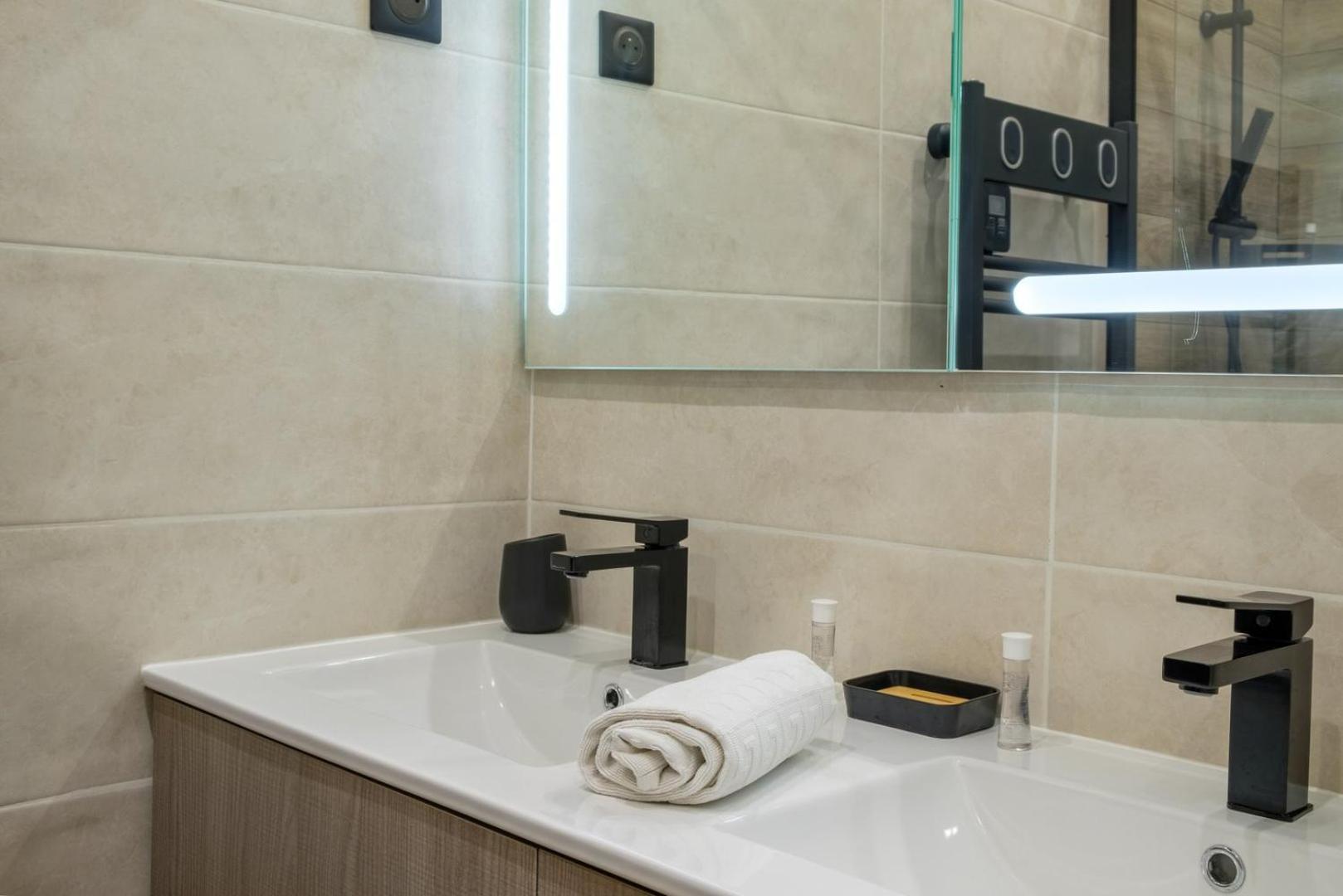 Vivez Antibes ! Logez A 6 Au Centre-Ville Dış mekan fotoğraf